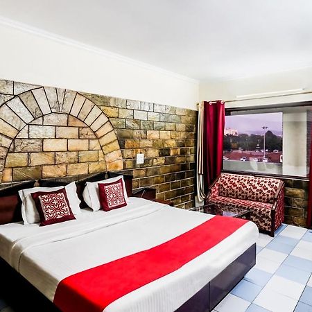 Hotel Oscar Regency 潘切库拉 外观 照片